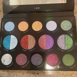 🎈SOLD🎈Ⓜ️ NEW Danessa Myrick’s LightworksV Palette